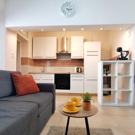 Honeycomb Apartment Split - Free Parking Eksteriør billede