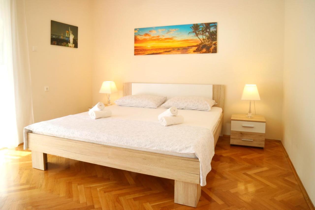 Honeycomb Apartment Split - Free Parking Eksteriør billede