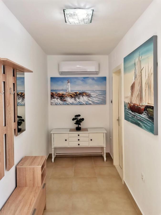 Honeycomb Apartment Split - Free Parking Eksteriør billede